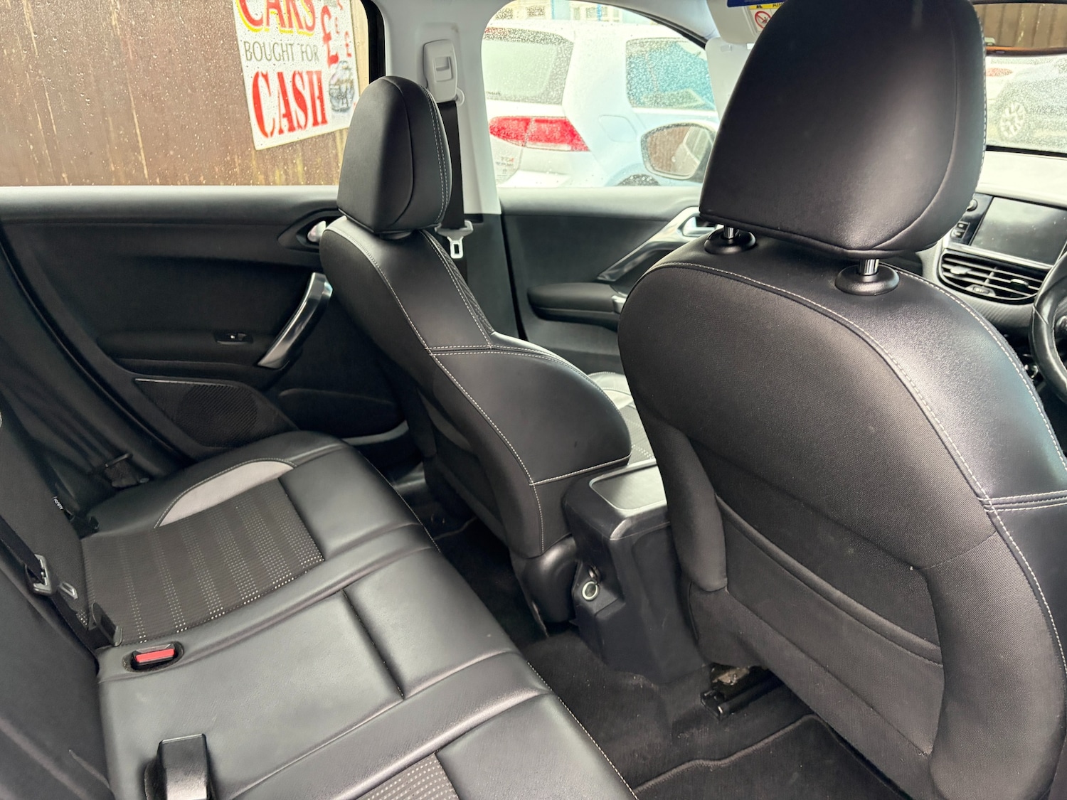 Used Peugeot 2008 2016 for sale - 77802464: Photo 6