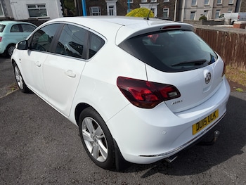 Used Vauxhall Astra 2015 for sale - 78667309: Photo