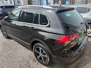 Used Volkswagen Tiguan 2016 for sale - 79468007: Photo