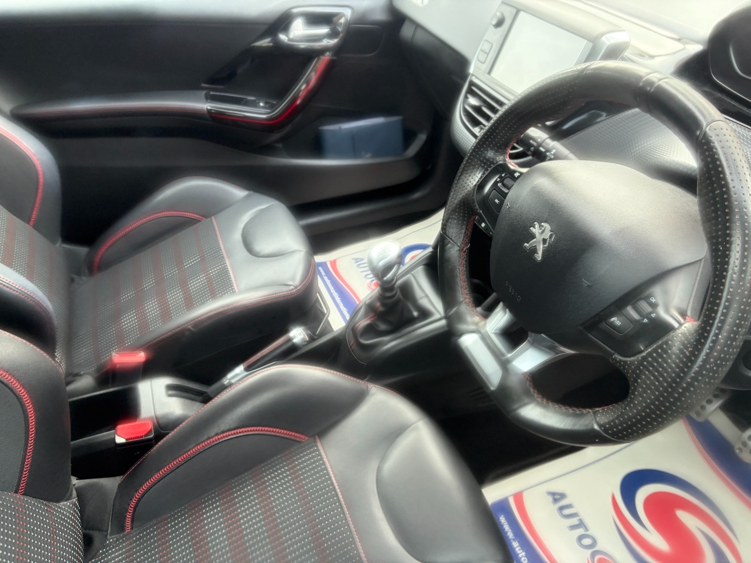 Used Peugeot 208 2016 for sale - 77392639: Photo 7