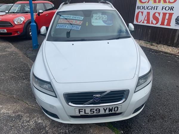 Used Volvo V50 2009 for sale - 76274358: Photo 2