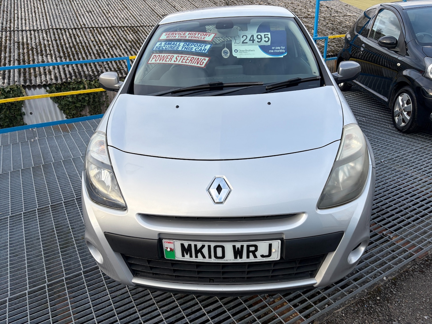 Used Renault Clio 2010 for sale - 77353643: Photo 2