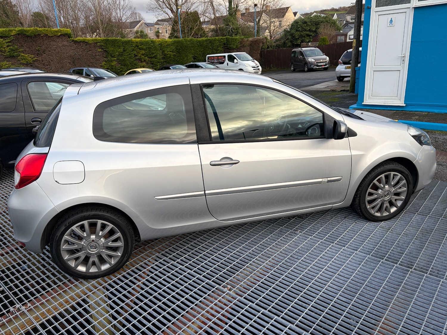 Used Renault Clio 2010 for sale - 77353643: Photo 5