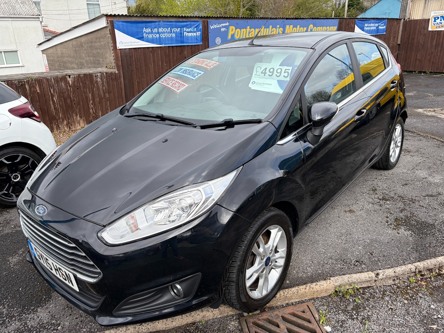 Used Ford Fiesta 2015 for sale - 78210344: Photo 3