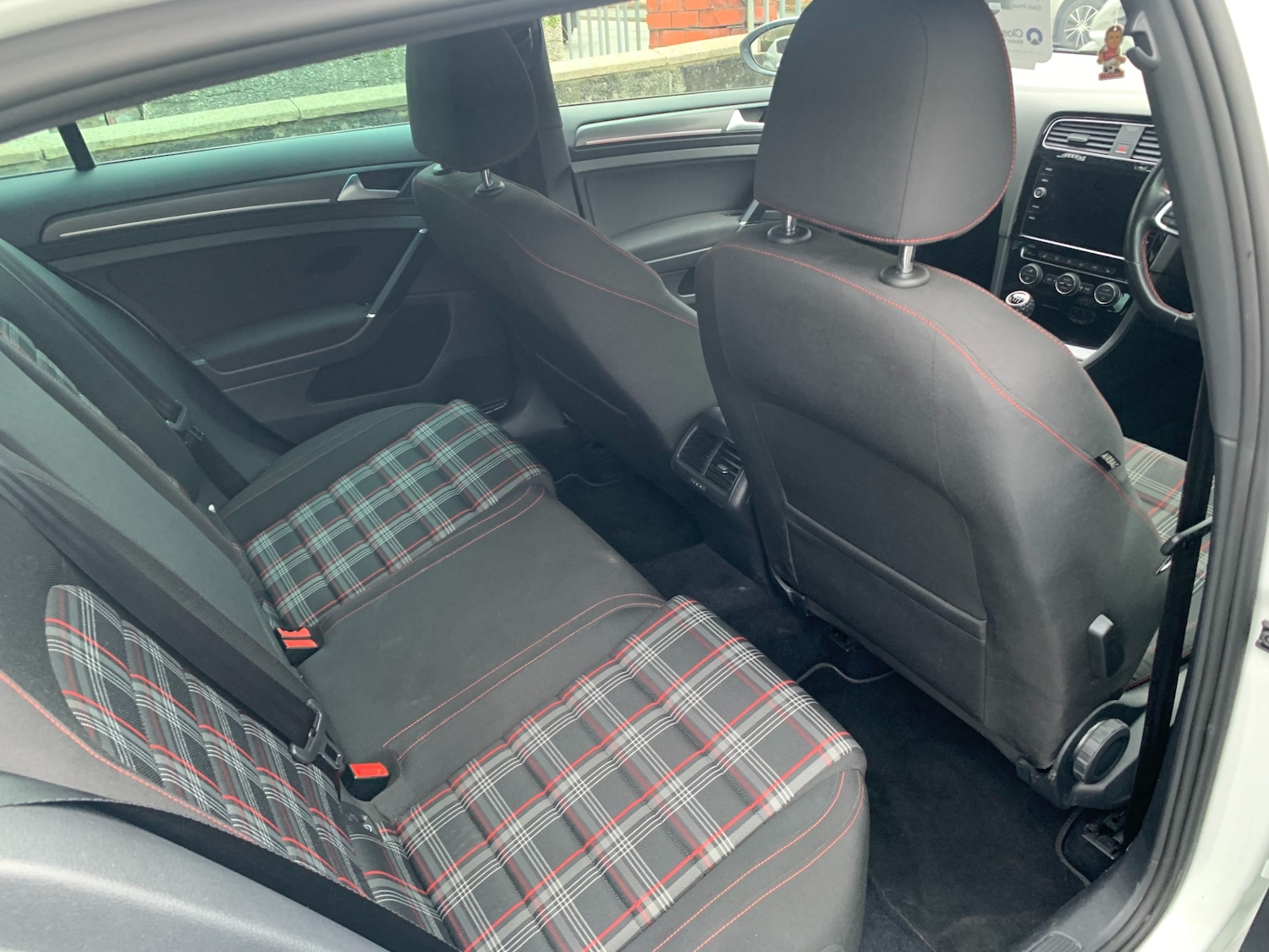 Used Volkswagen Golf 2017 for sale - 77033540: Photo 8