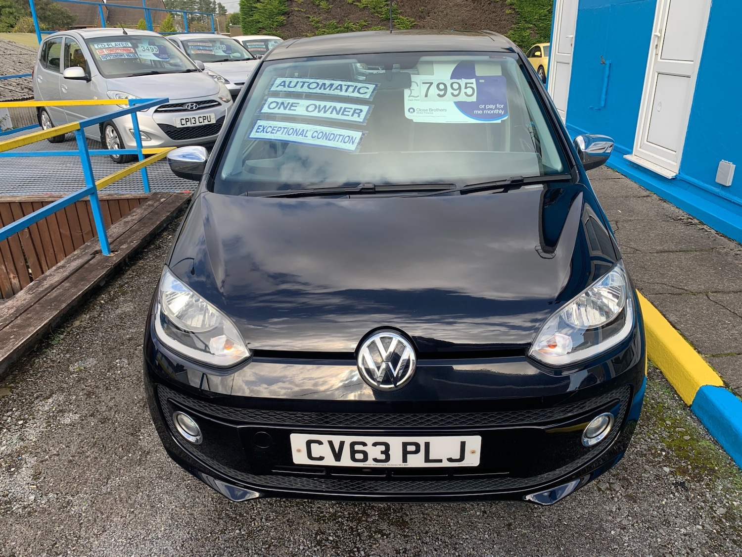 Used Volkswagen up! 2013 for sale - 76392464: Photo 2