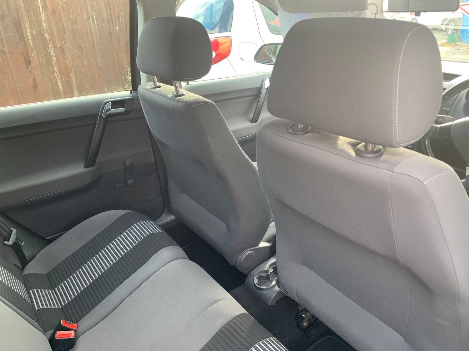 Used Volkswagen up! 2013 for sale - 76392464: Photo 7