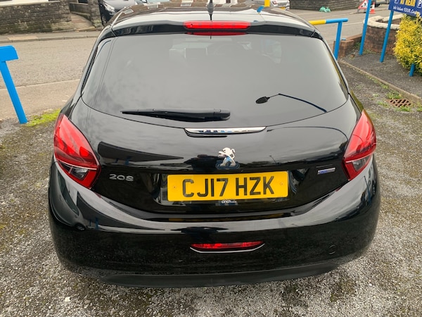 Used Peugeot 208 2017 for sale - 76343965: Photo 5