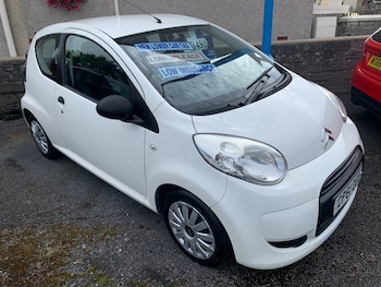 2012 (61) - 1.0i VTR 3dr [AC]