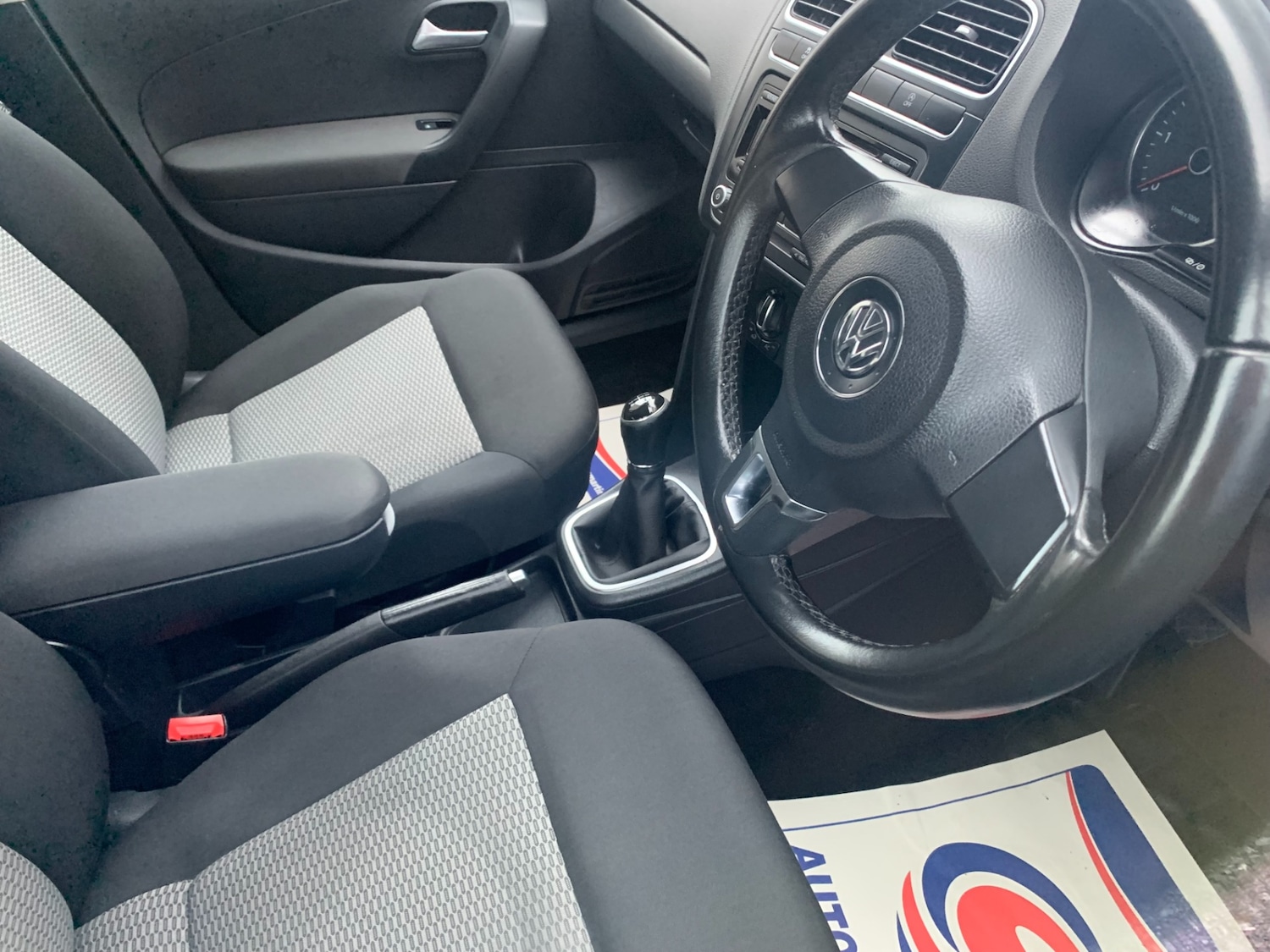 Used Volkswagen Polo 2014 for sale - 76844826: Photo 6