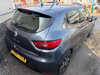 Used Renault Clio 2018 for sale - 79251668: Photo