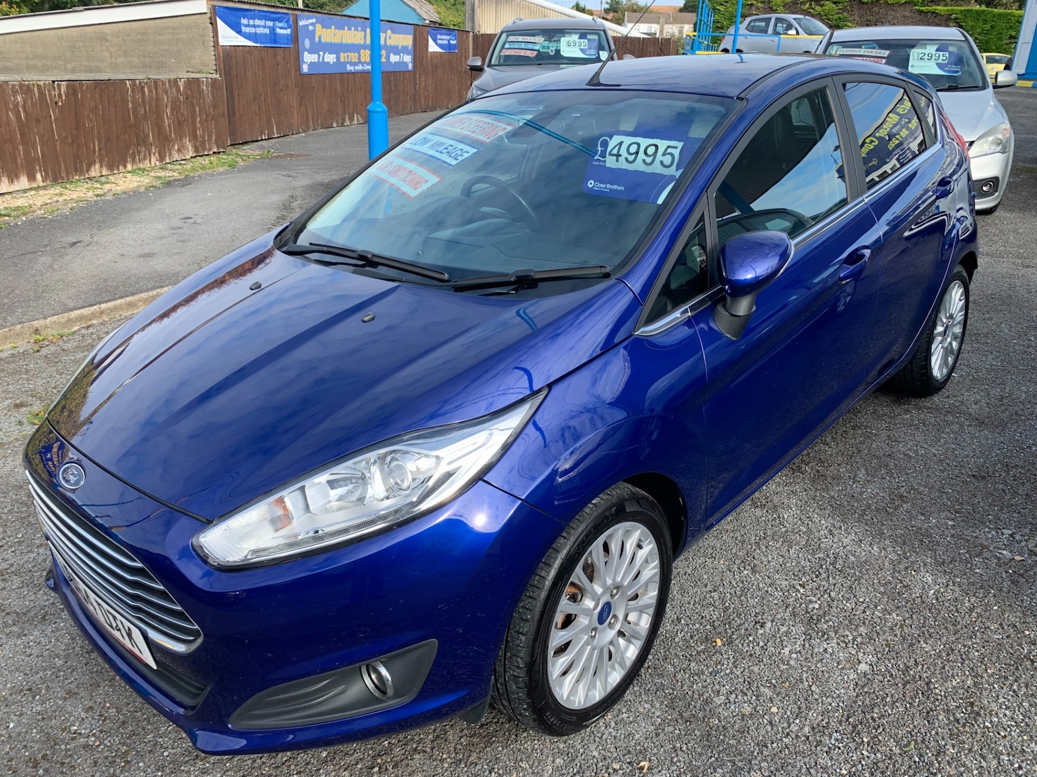 Used Ford Fiesta 2014 for sale - 76299628: Photo 3