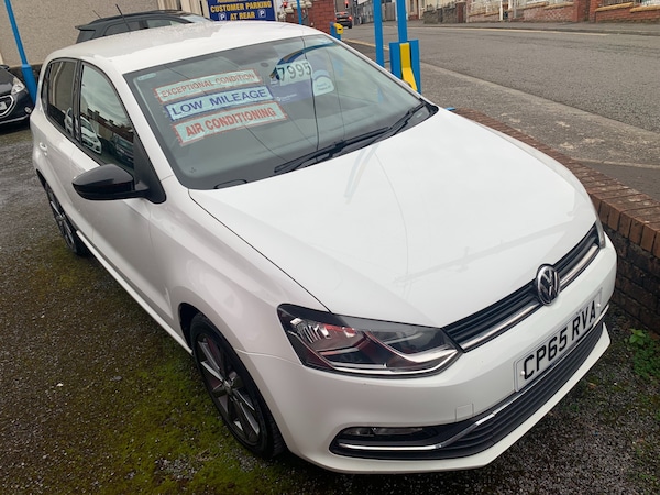 Used Volkswagen Polo 2016 for sale - 76343960: Photo 1