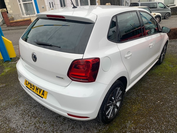 Used Volkswagen Polo 2016 for sale - 76343960: Photo 6