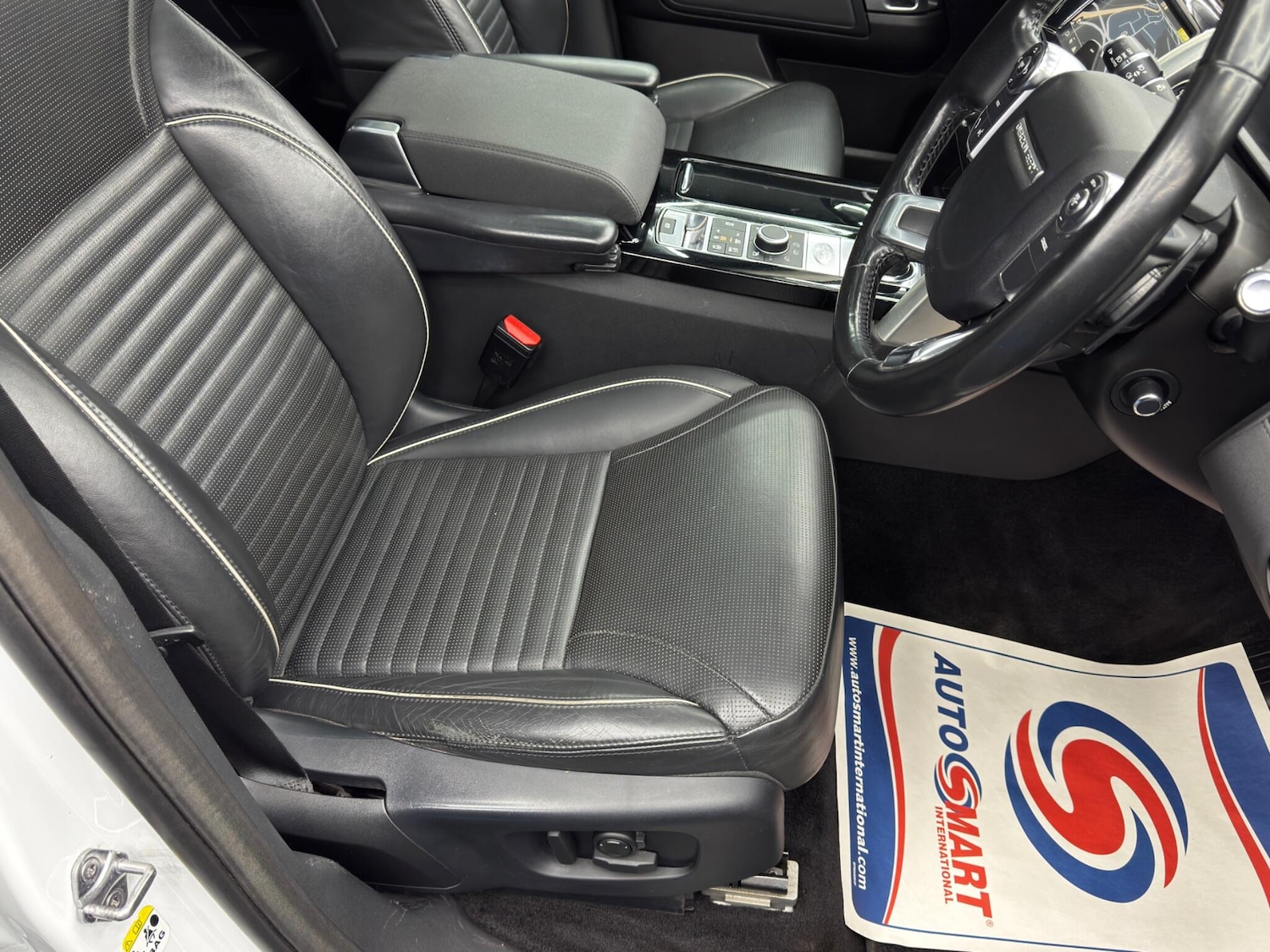 Used Land Rover Discovery 2017 for sale - 77305632: Photo 13