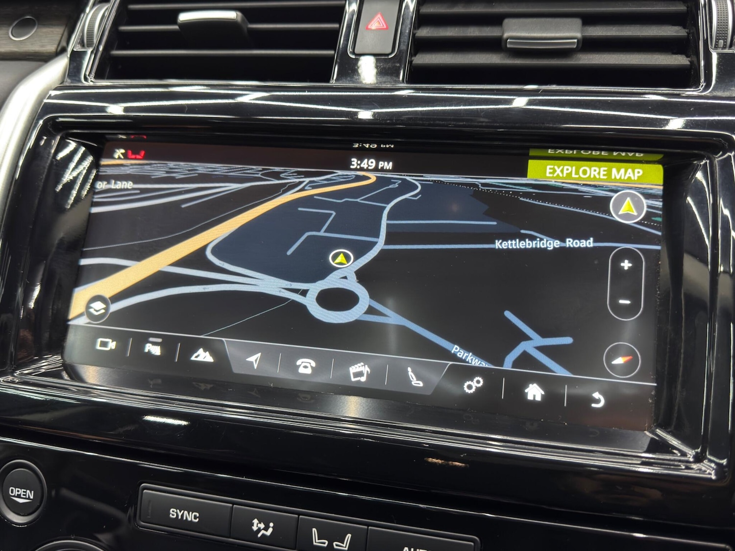 Used Land Rover Discovery 2017 for sale - 77305632: Photo 32