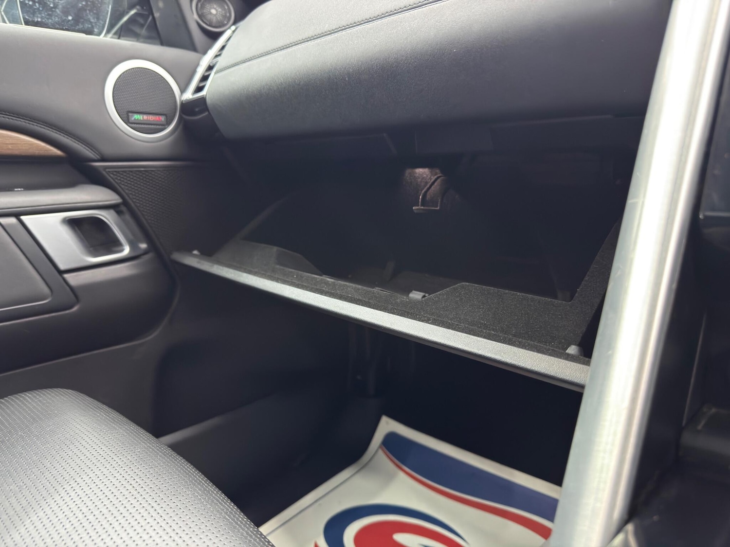 Used Land Rover Discovery 2017 for sale - 77305632: Photo 43