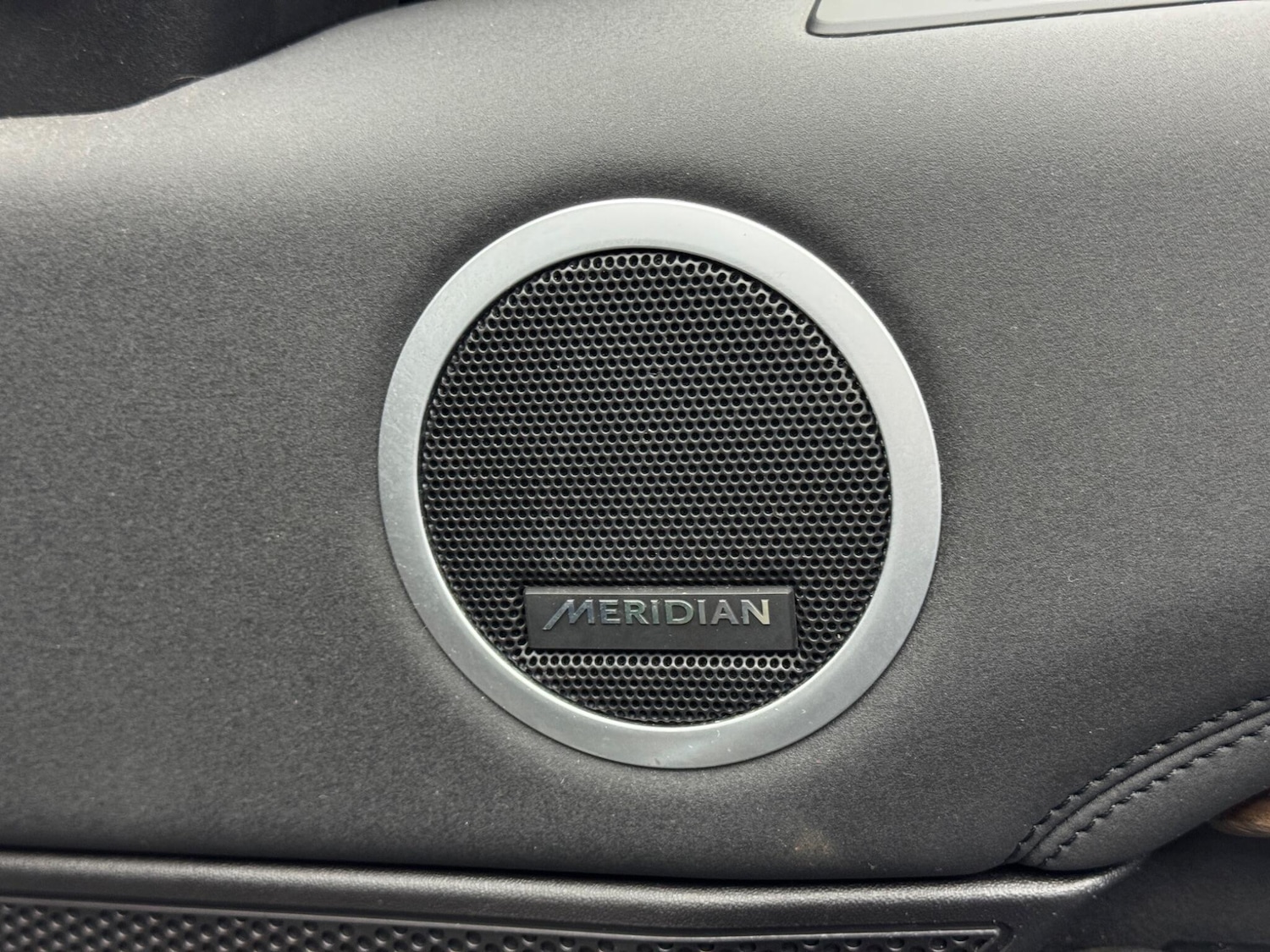 Used Land Rover Discovery 2017 for sale - 77305632: Photo 49