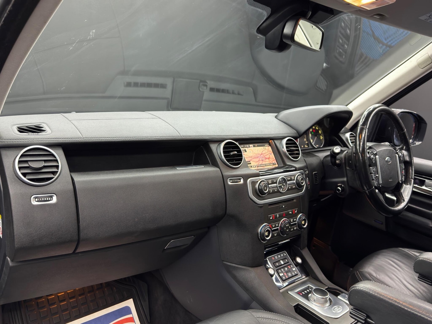 Used Land Rover Discovery 2015 for sale - 78141519: Photo 11