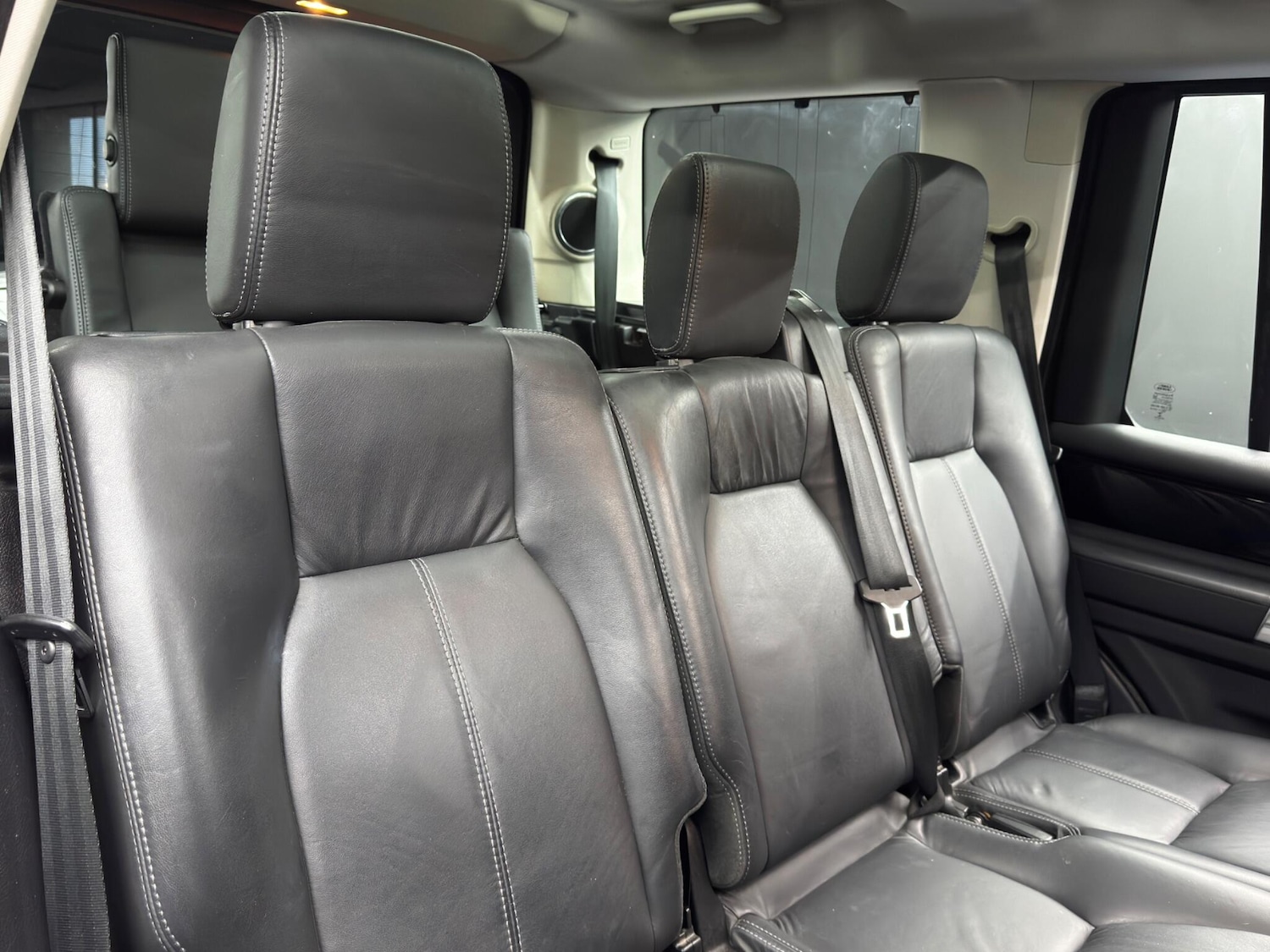 Used Land Rover Discovery 2015 for sale - 78141519: Photo 15