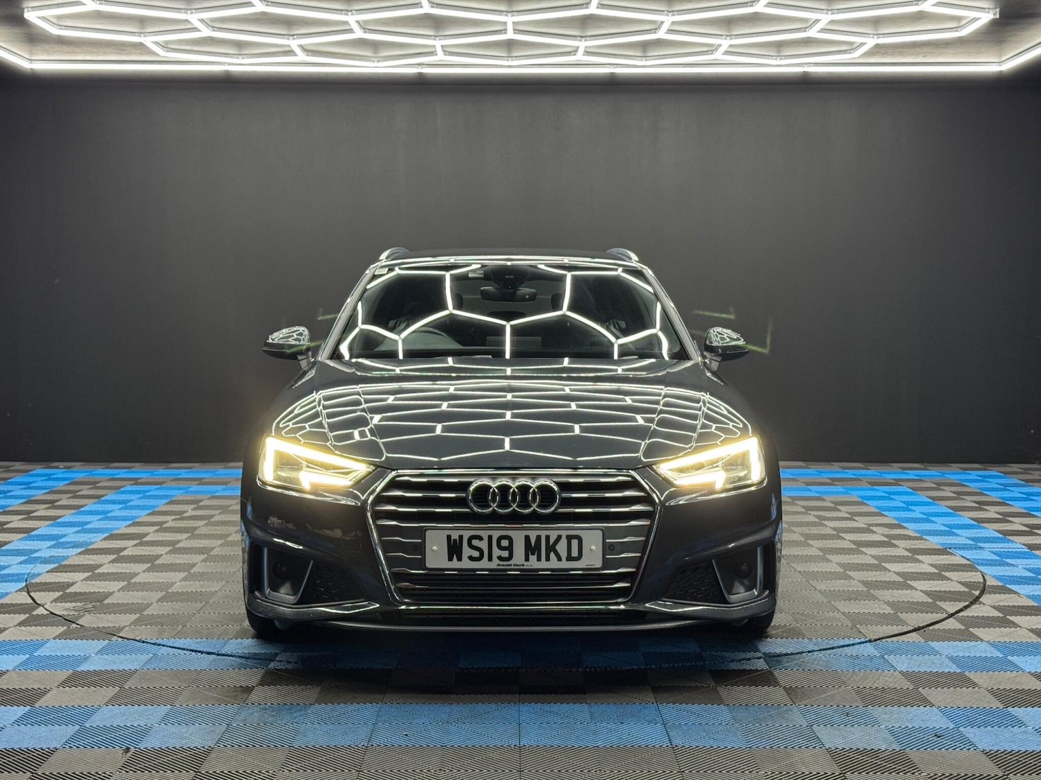 Used Audi A4 Avant for sale - 77484597: Photo 2