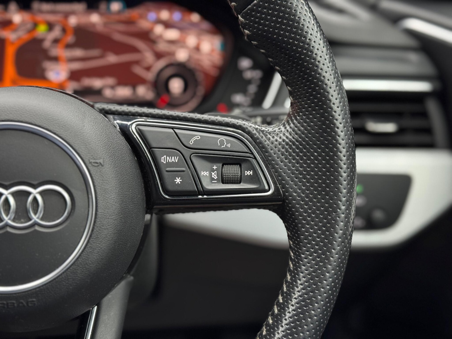 Used Audi A4 Avant for sale - 77484597: Photo 21