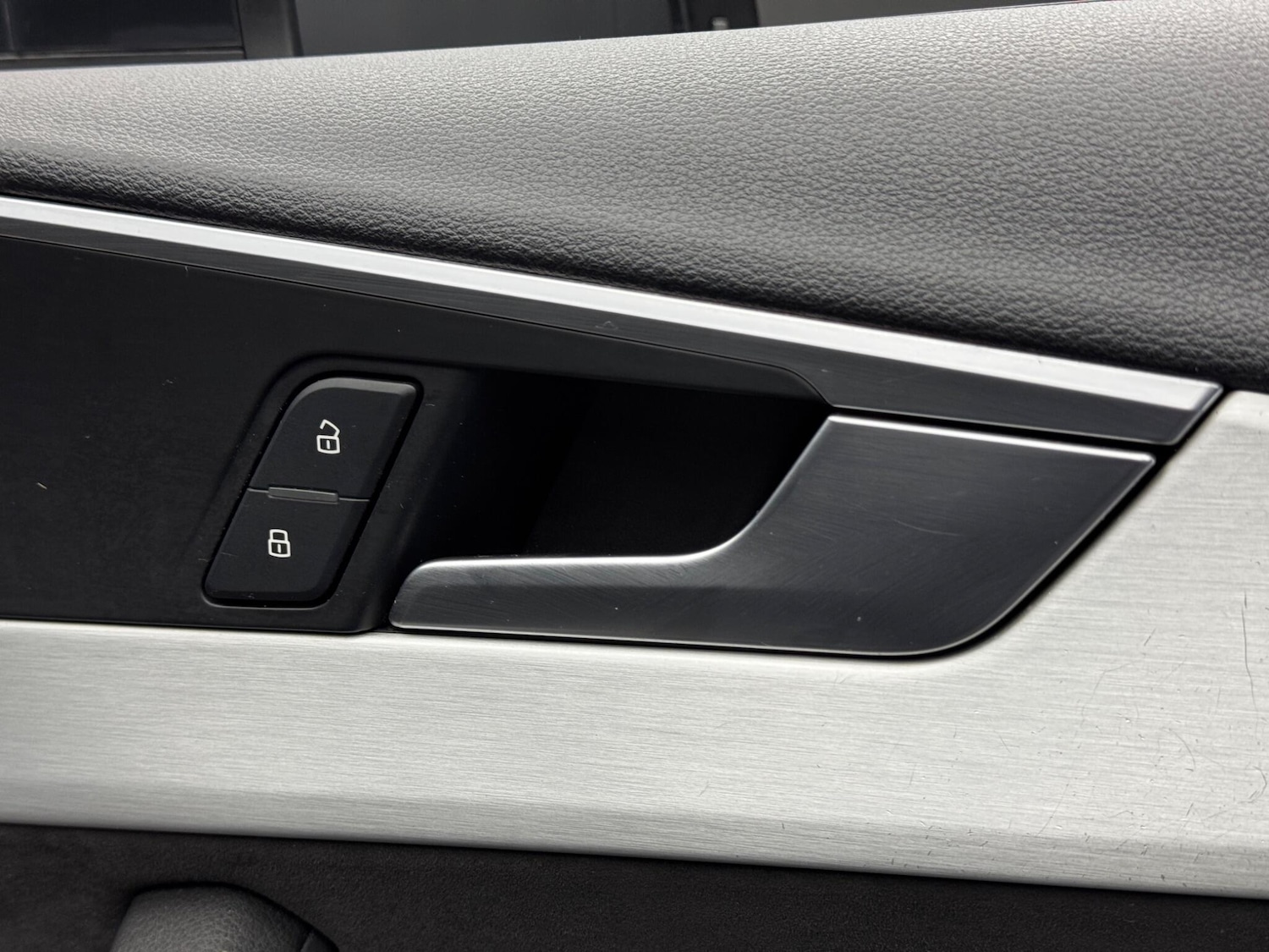 Used Audi A4 Avant for sale - 77484597: Photo 44