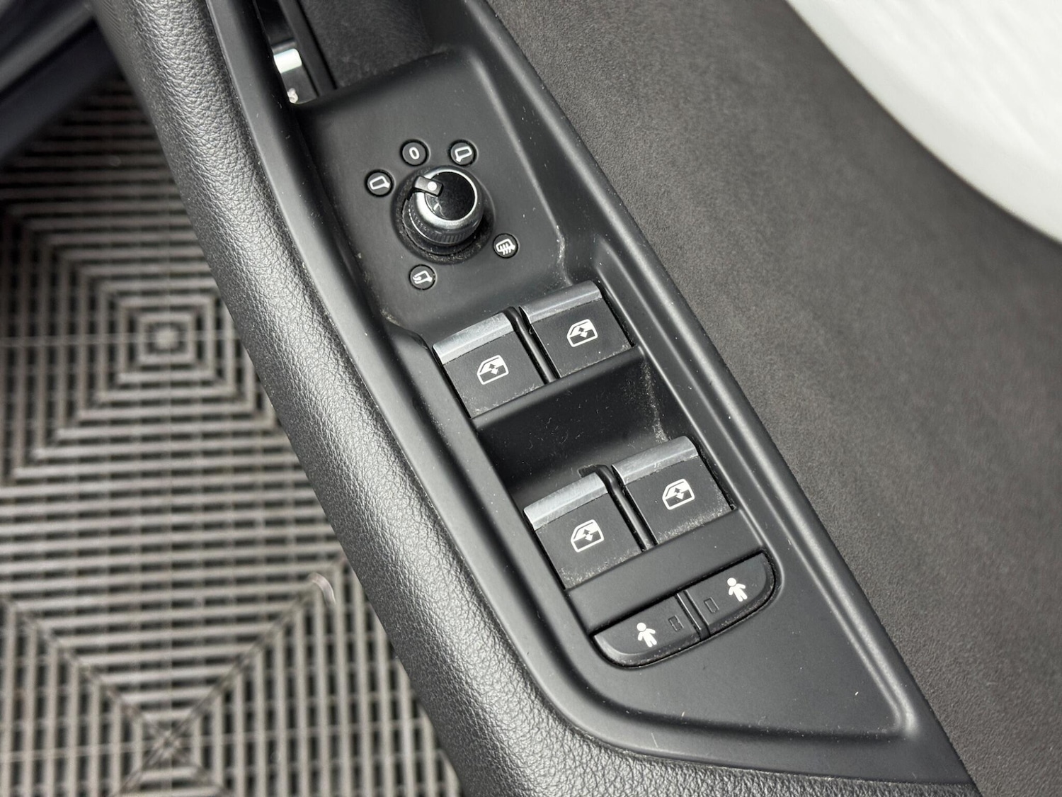 Used Audi A4 Avant for sale - 77484597: Photo 45