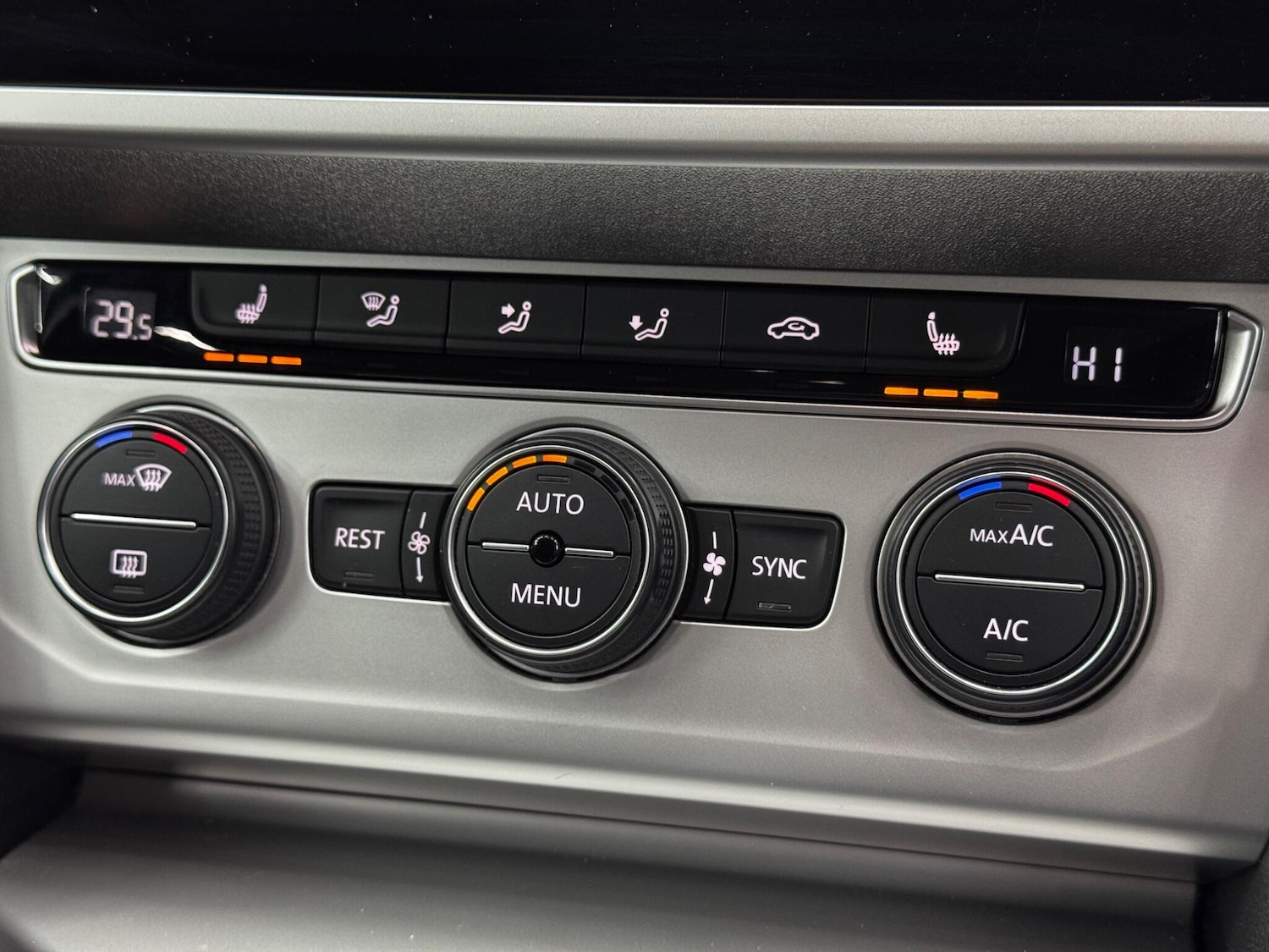 Used Volkswagen Passat 2018 for sale - 78046848: Photo 29