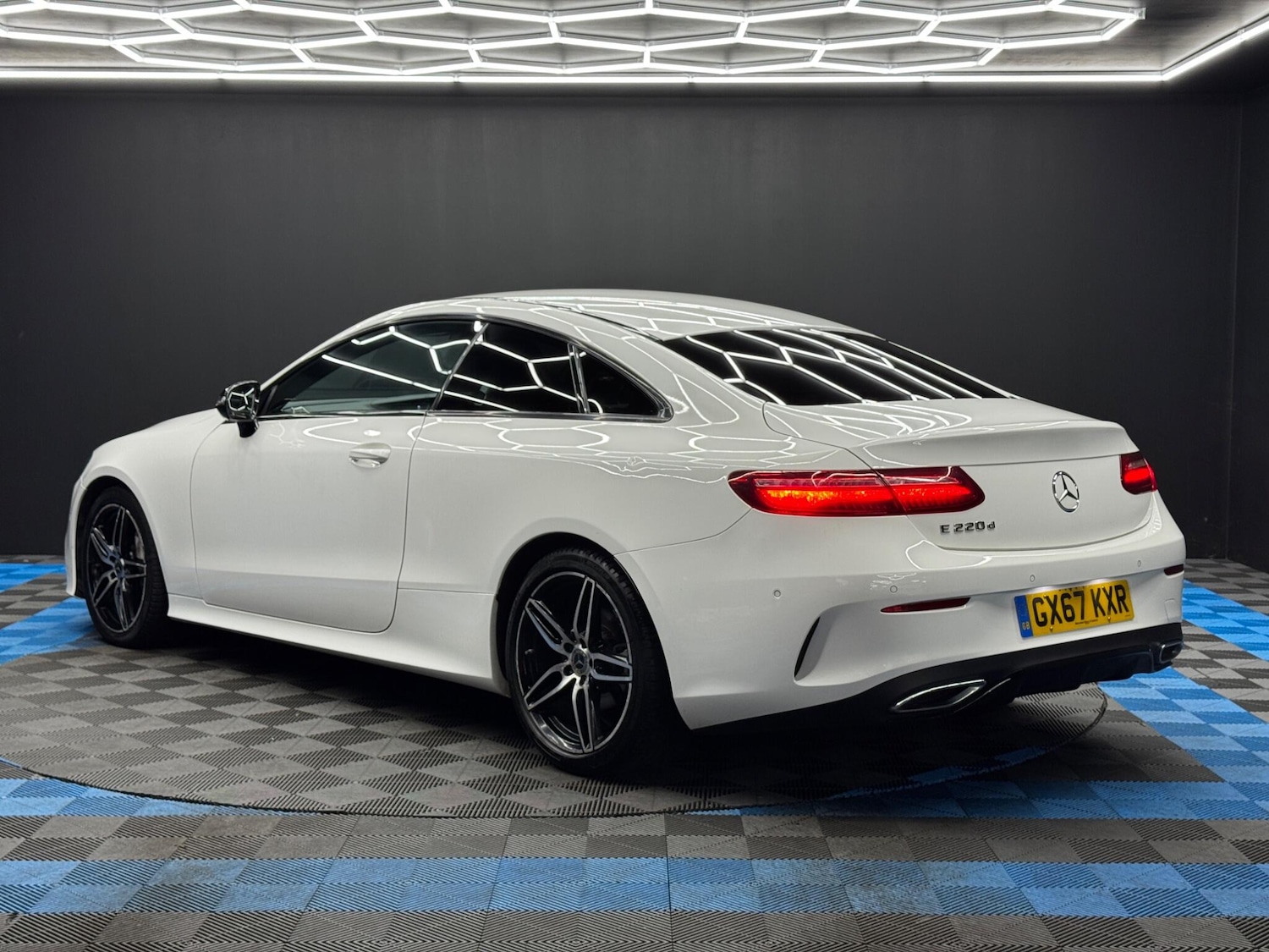 Used Mercedes-Benz E Class 2017 for sale - 77612930: Photo 7