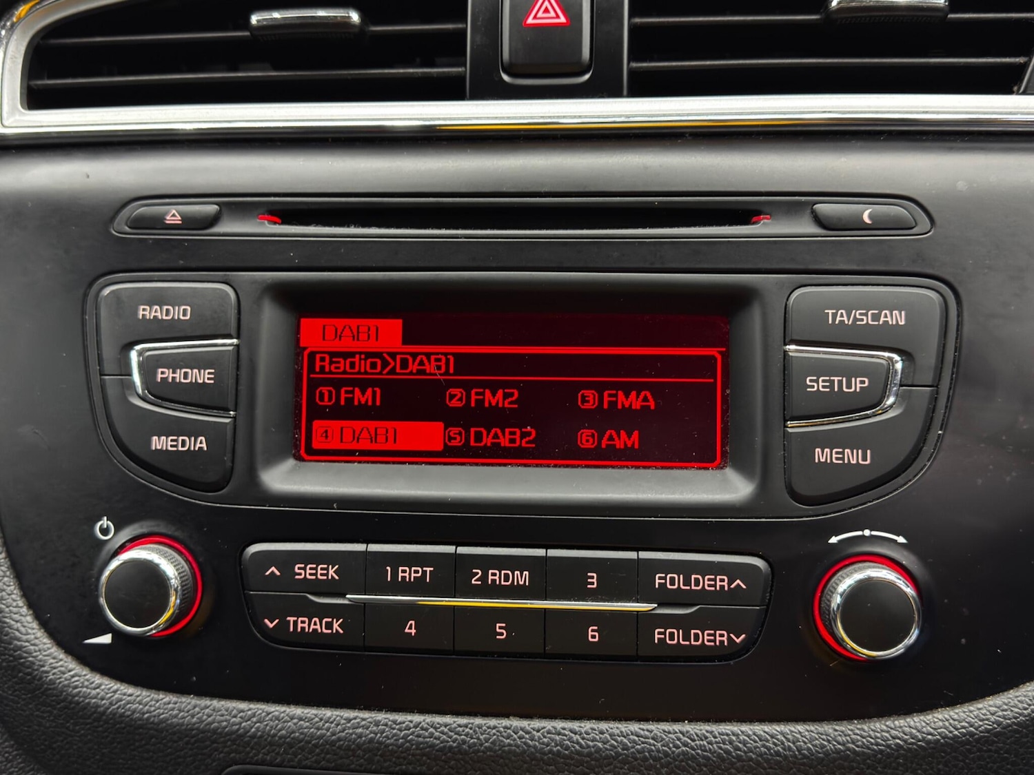 Used Kia Ceed 2016 for sale - 76666906: Photo 24