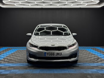 Used Kia Ceed 2016 for sale - 76666906: Photo