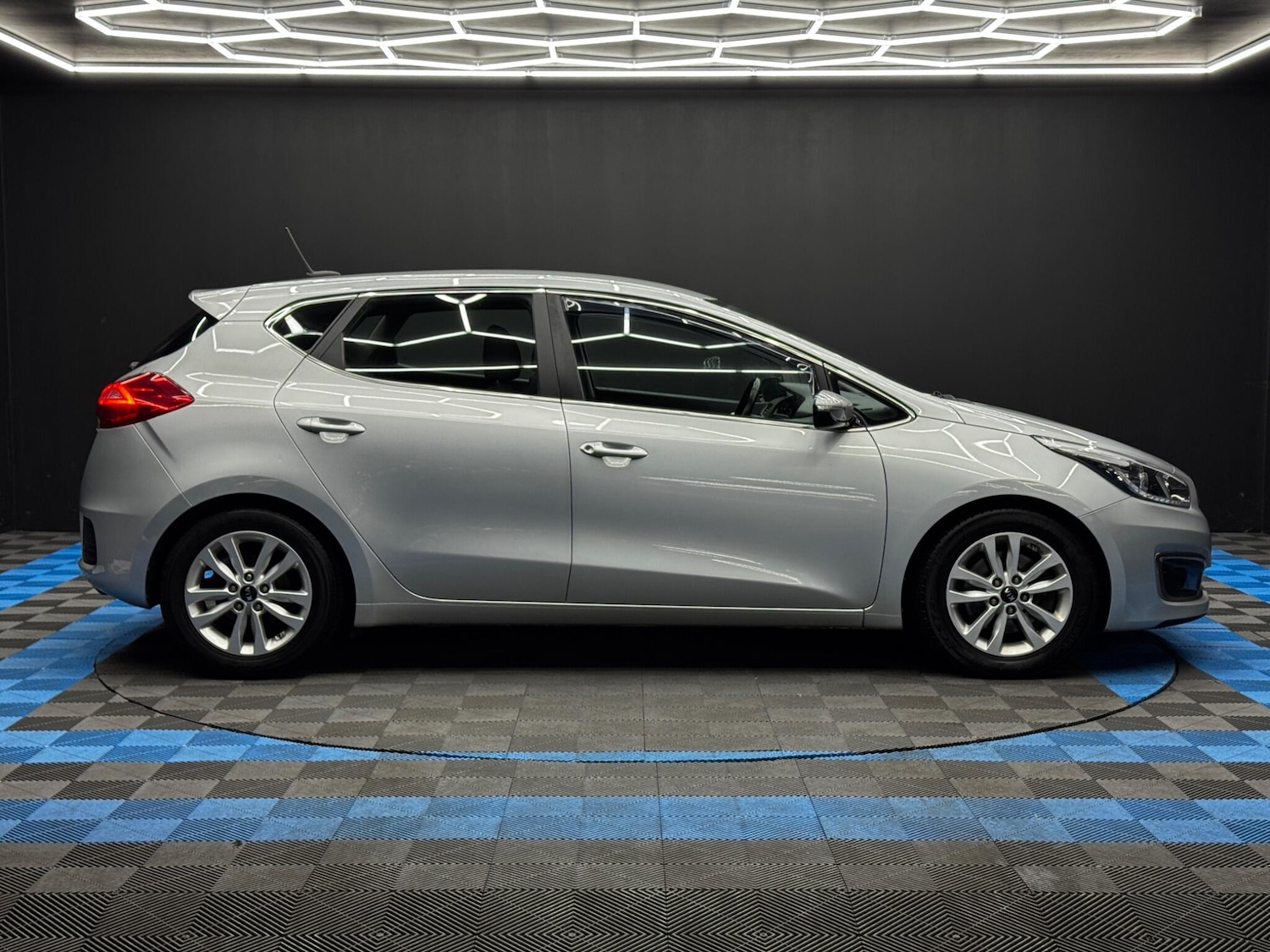 Used Kia Ceed 2016 for sale - 76666906: Photo 3