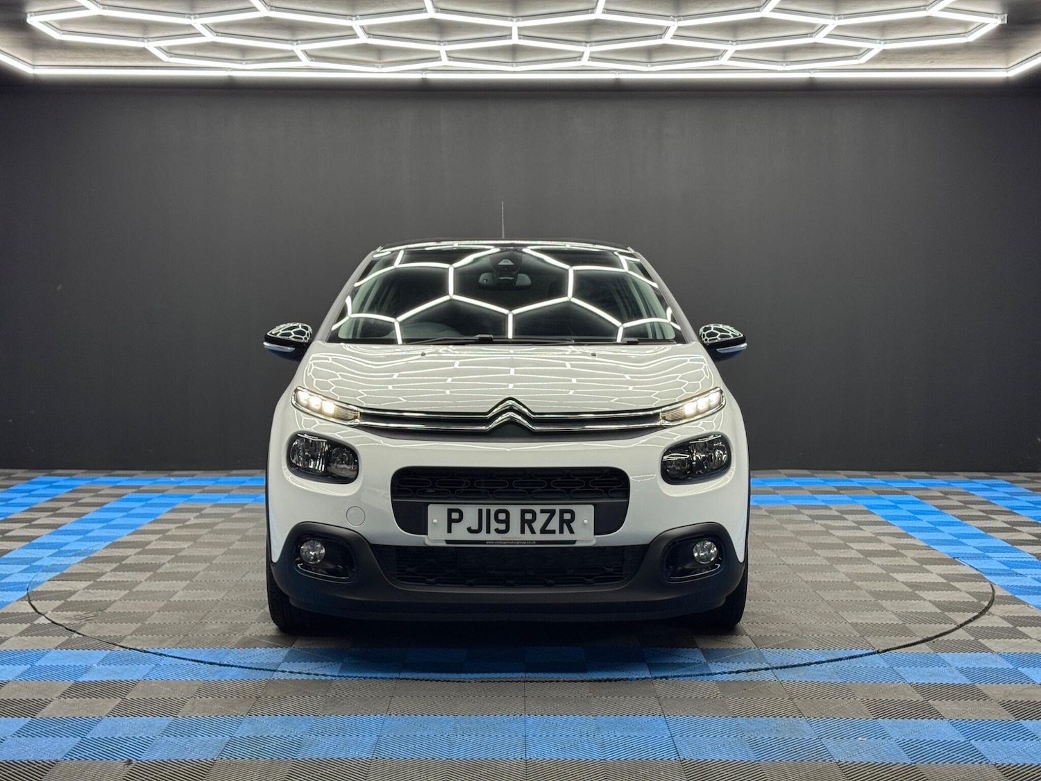 Used Citroen C3 2019 for sale - 76606980: Photo 2