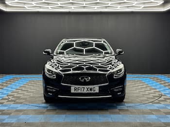 Used Infiniti Q30 2017 for sale - 79698921: Photo
