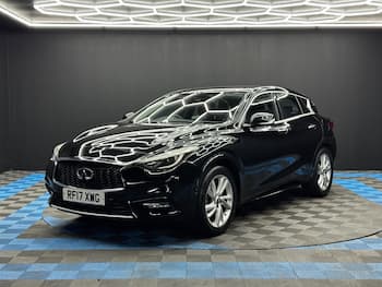 Used Infiniti Q30 2017 for sale - 79698921: Photo