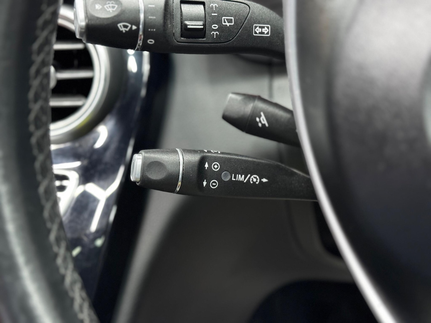 Used Mercedes-Benz C Class 2015 for sale - 76607540: Photo 22