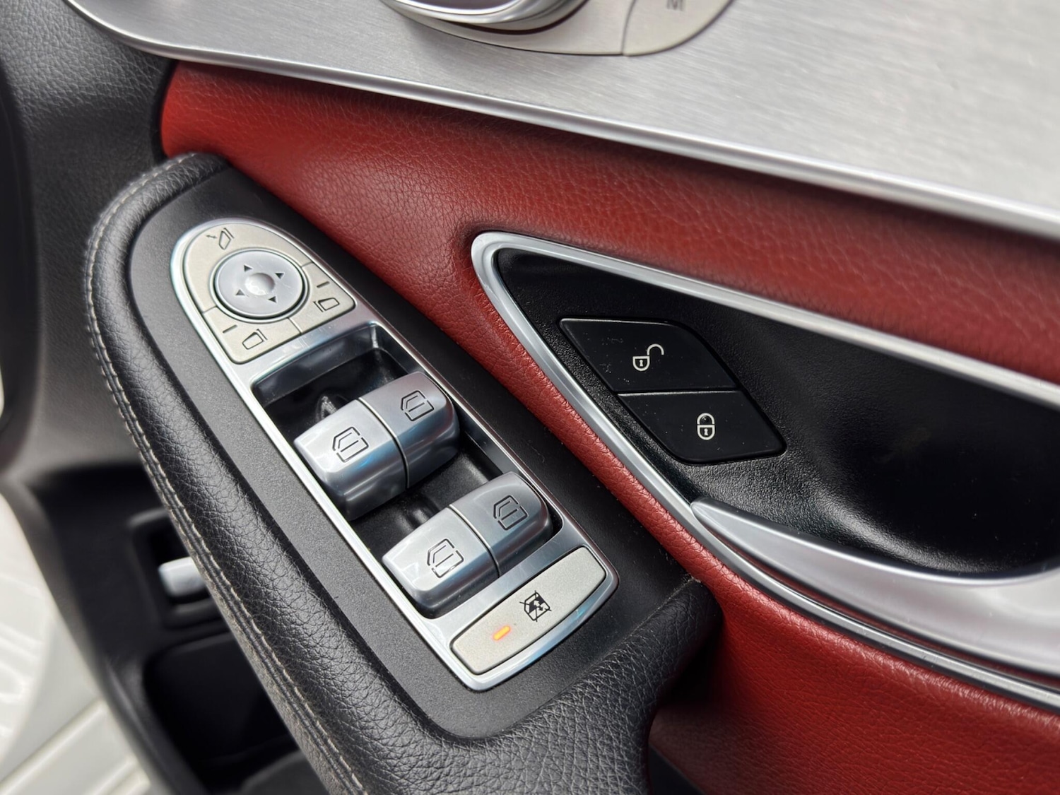 Used Mercedes-Benz C Class 2015 for sale - 76607540: Photo 42