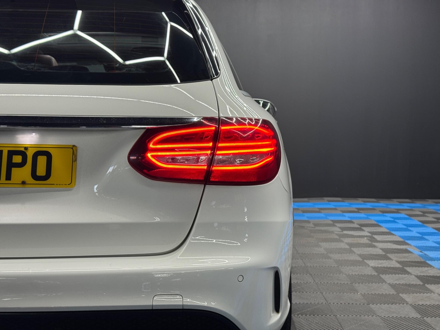 Used Mercedes-Benz C Class 2015 for sale - 76607540: Photo 44