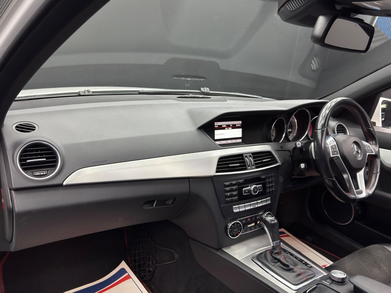 Used Mercedes-Benz C Class 2013 for sale - 77455774: Photo 11