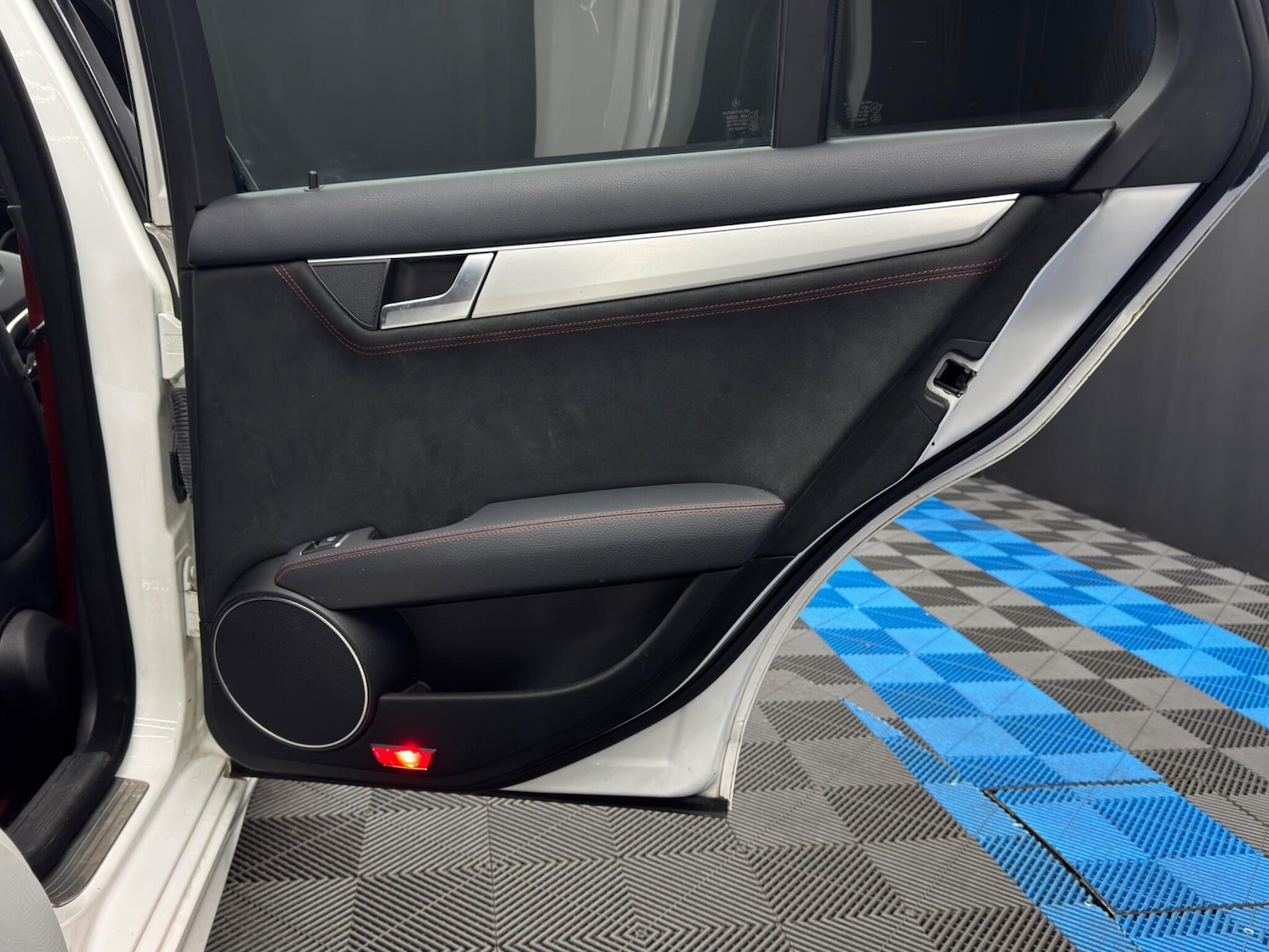 Used Mercedes-Benz C Class 2013 for sale - 77455774: Photo 39