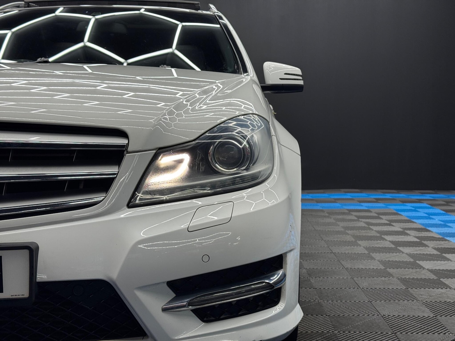 Used Mercedes-Benz C Class 2013 for sale - 77455774: Photo 42