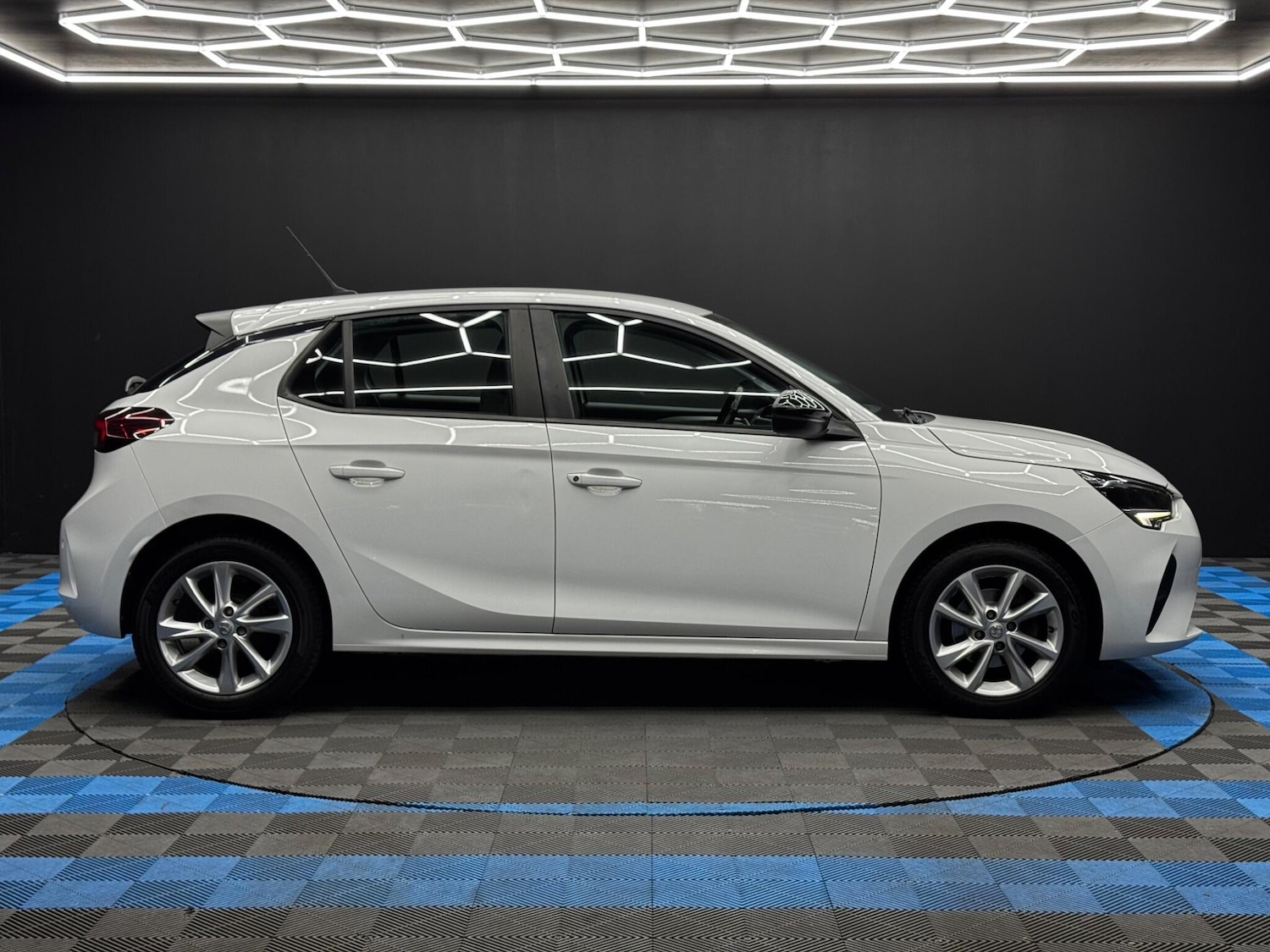 Used Vauxhall Corsa 2019 for sale - 76398176: Photo 4