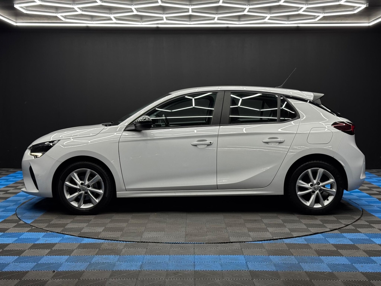 Used Vauxhall Corsa 2019 for sale - 76398176: Photo 8