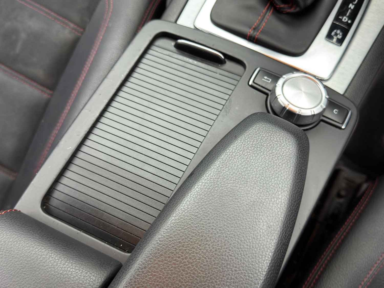 Used Mercedes-Benz C Class 2013 for sale - 77411839: Photo 22