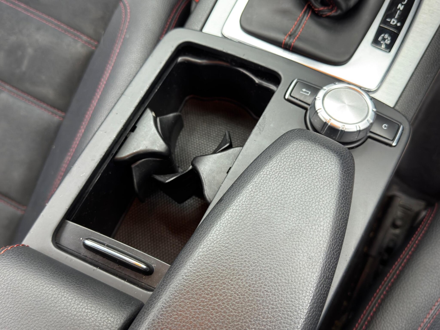 Used Mercedes-Benz C Class 2013 for sale - 77411839: Photo 23