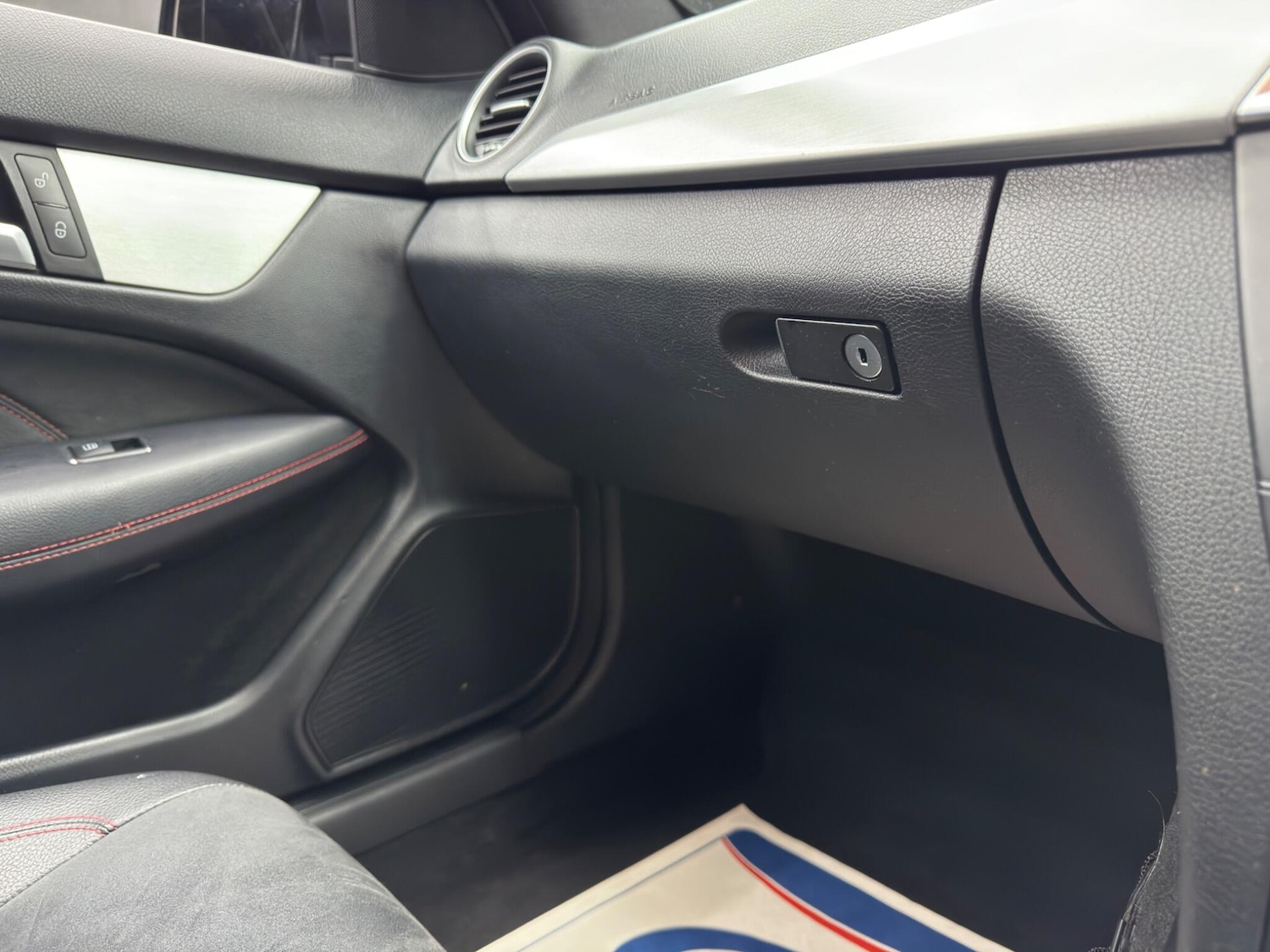 Used Mercedes-Benz C Class 2013 for sale - 77411839: Photo 34