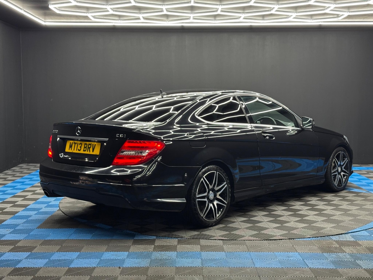 Used Mercedes-Benz C Class 2013 for sale - 77411839: Photo 5