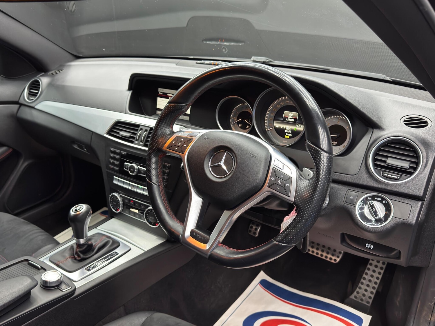 Used Mercedes-Benz C Class 2013 for sale - 77411839: Photo 9