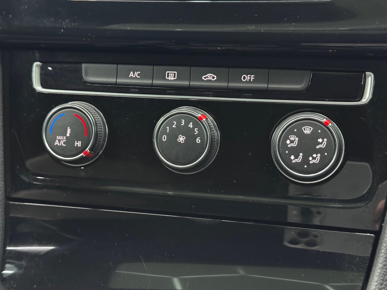 Used Volkswagen Golf 2016 for sale - 78101013: Photo 27